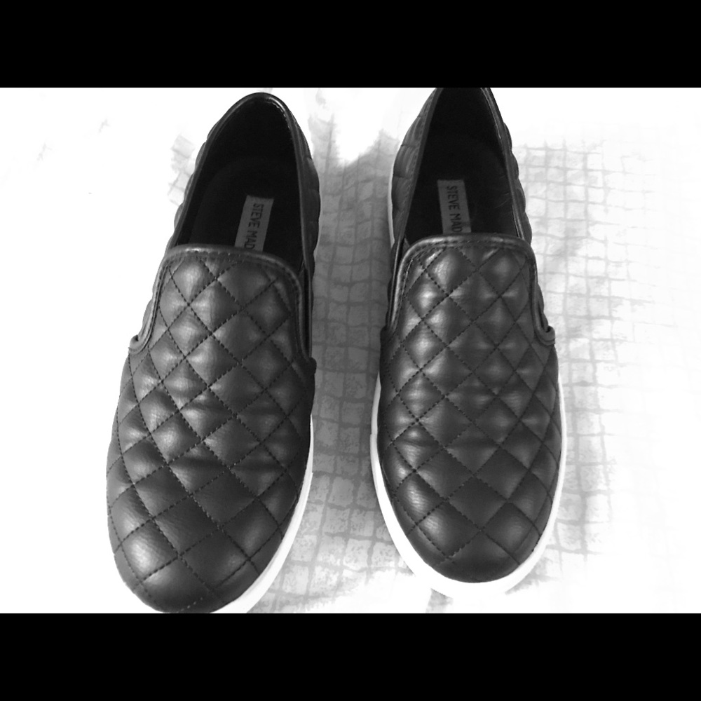 STEVE MADDEN ECENTRCQ SLIP-ON SNEAKER 9.5